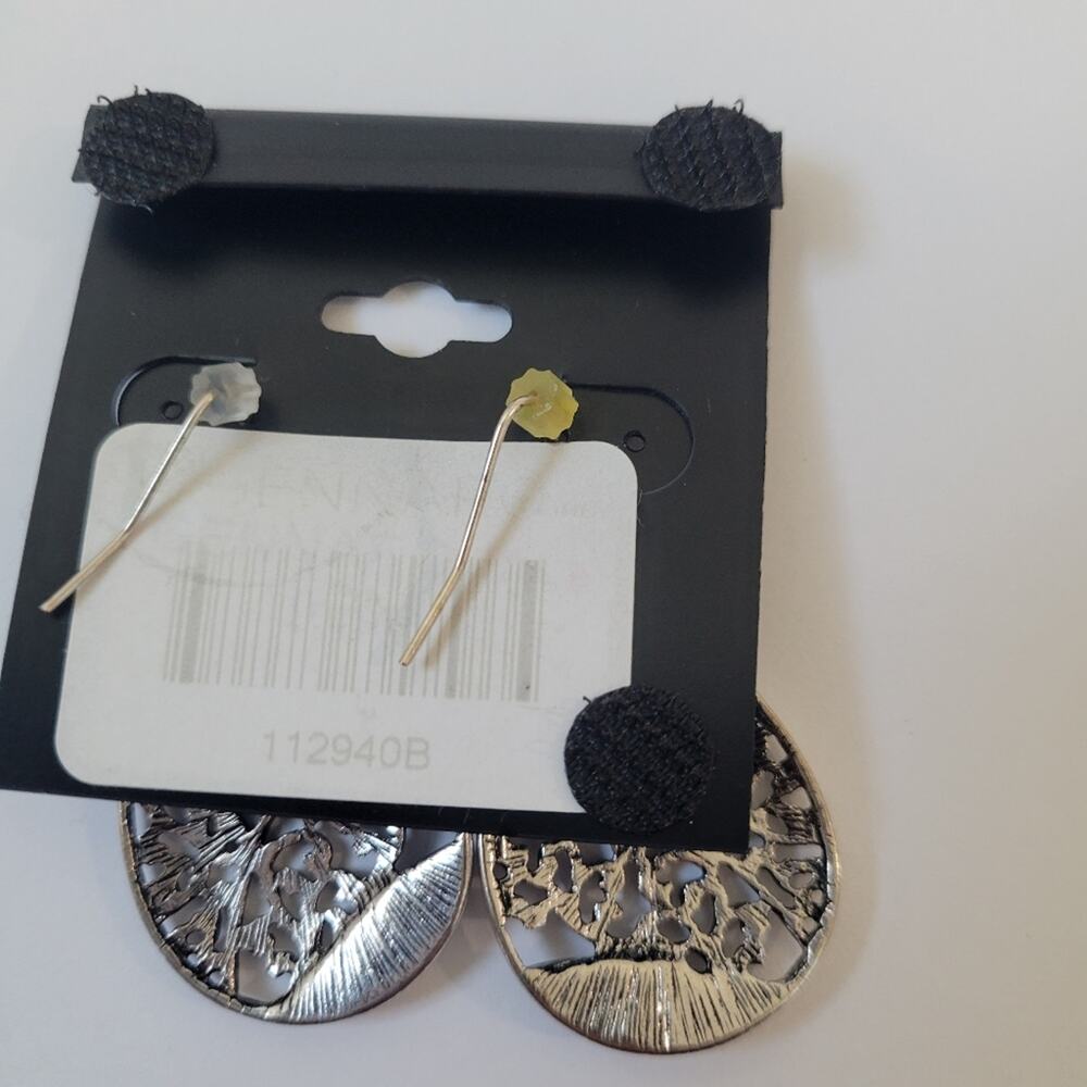 G By Gennaro Silver Tone Dangle Earrings NWT - Picture 3 of 4